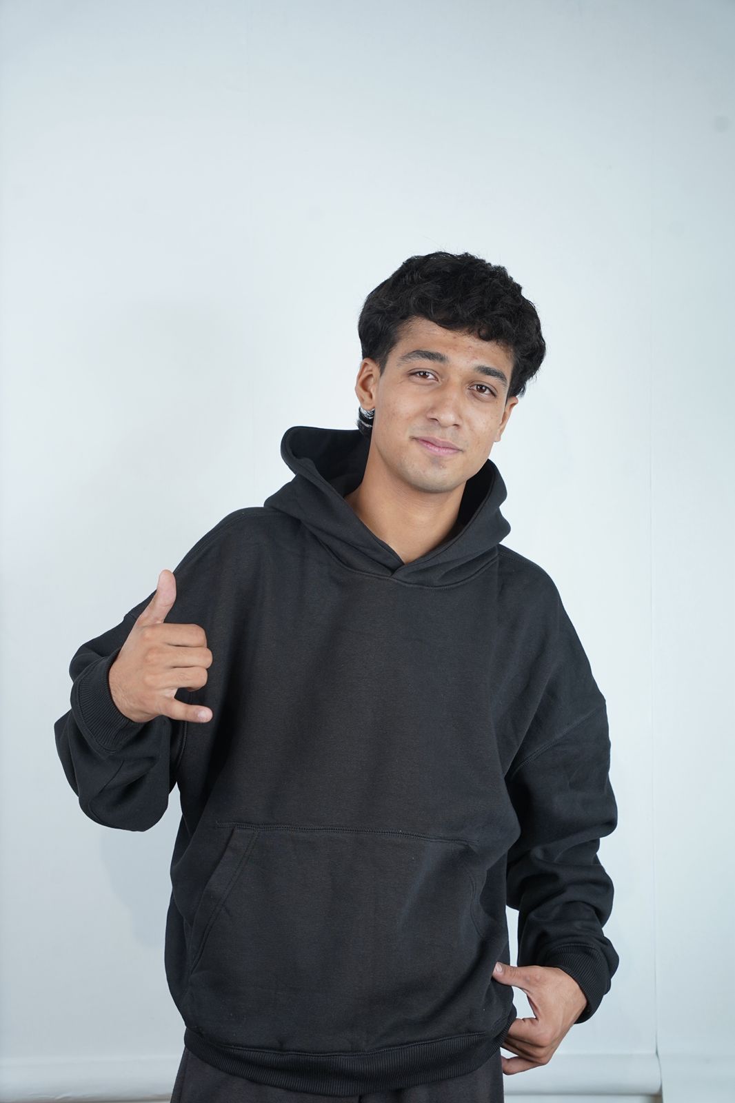 BLACKOUT REALM OVERSIZED CROPPED HOODIE.