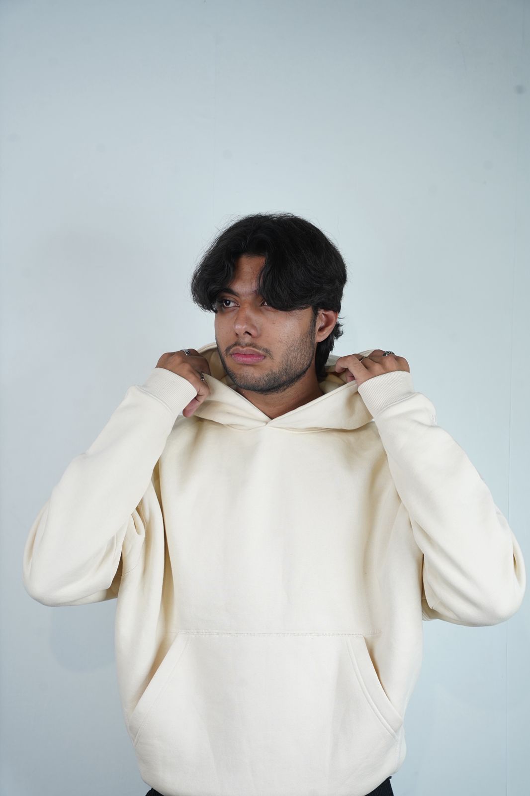 BEIGE REALM CROPPED HOODIE