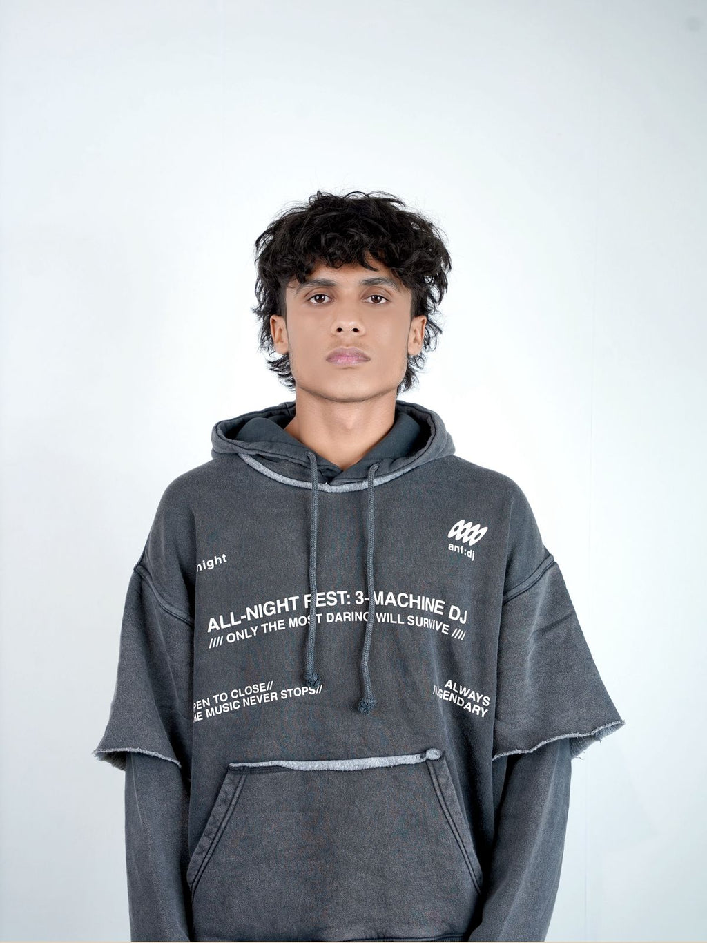 NIGHTWAVE OVERSIZED CROPPED HOODIE.